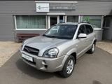 Hyundai Tucson 2.0 GLS ° KLima ° Pdc ° Cd ° Ahk ° 4x2 - Hyundai TUCSON aus 2009: Gls