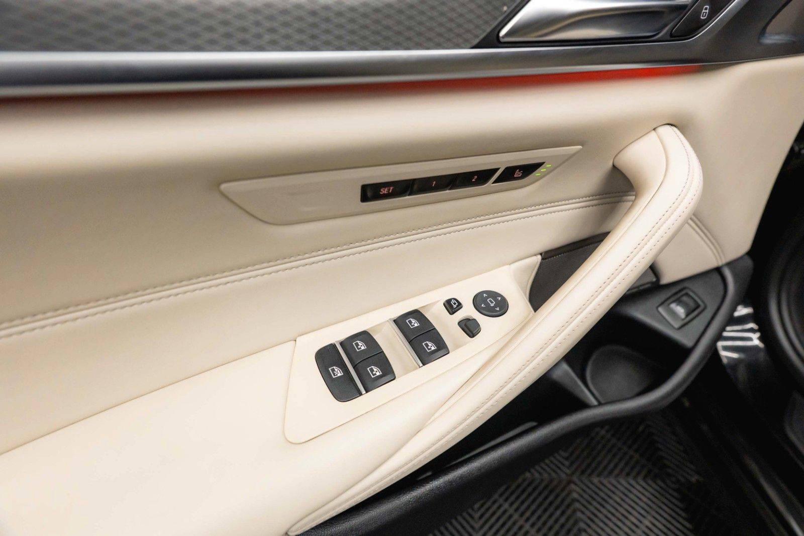 Fahrzeugabbildung BMW M550i xDrive Shadow Line | ACC | Massage | LED