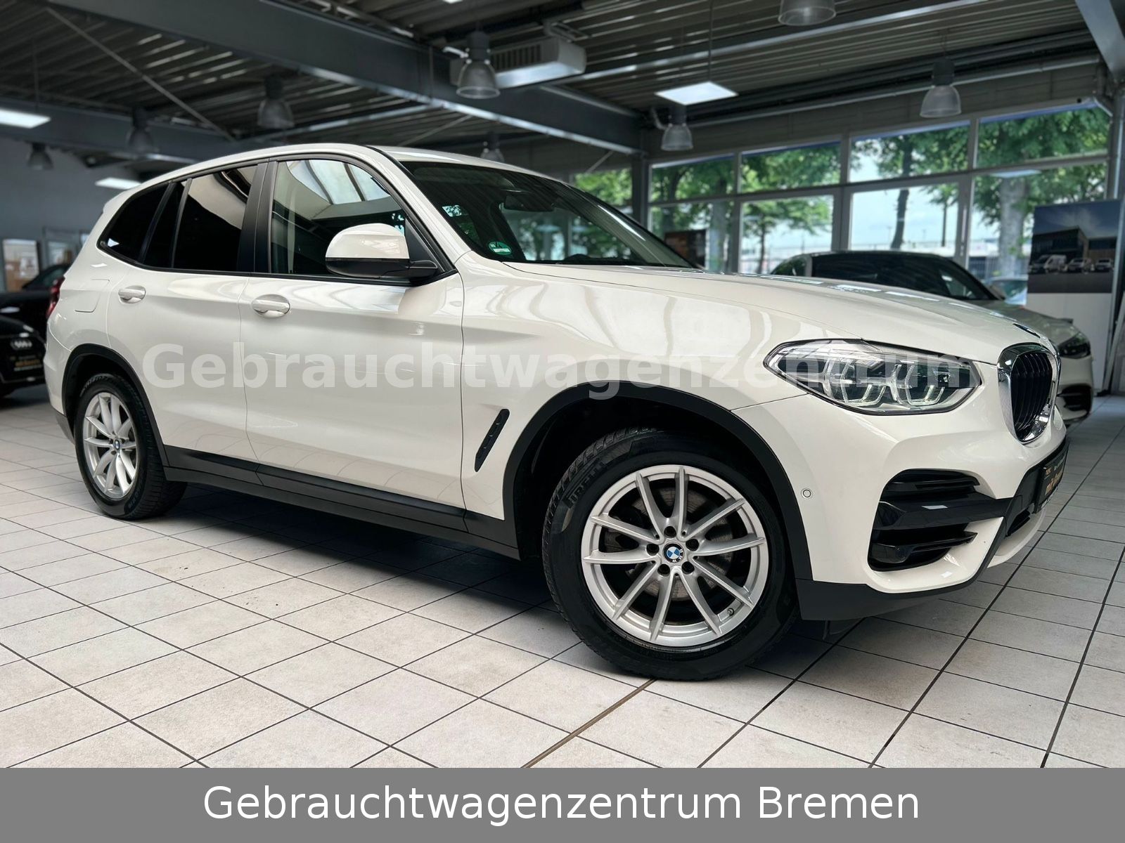 BMW X3 20d xDrive *1.HD*Keyless*Kamera*Head-Up*AHK*