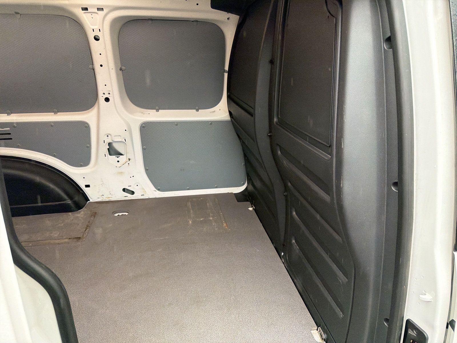 Caddy Maxi Kasten TDi Navi Klima AZV Kamera