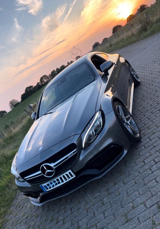 Mercedes-Benz C 63 AMG