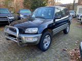 Toyota RAV 4 2.0 Benzin AHK Klima  d23GND - gebrauchte Toyota RAV 4 aus dem Jahr 1999