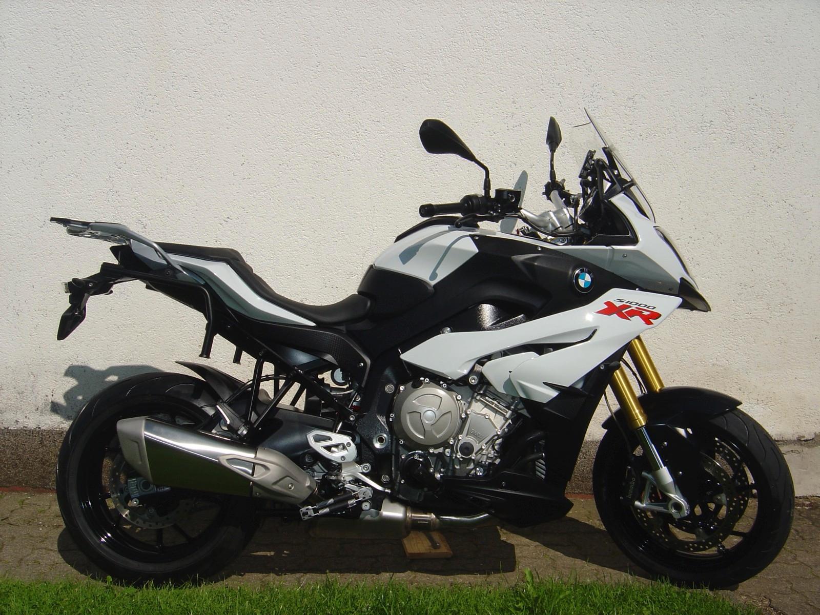 BMW S 1000 XR - Top Zustand / Pakete / Koffer -