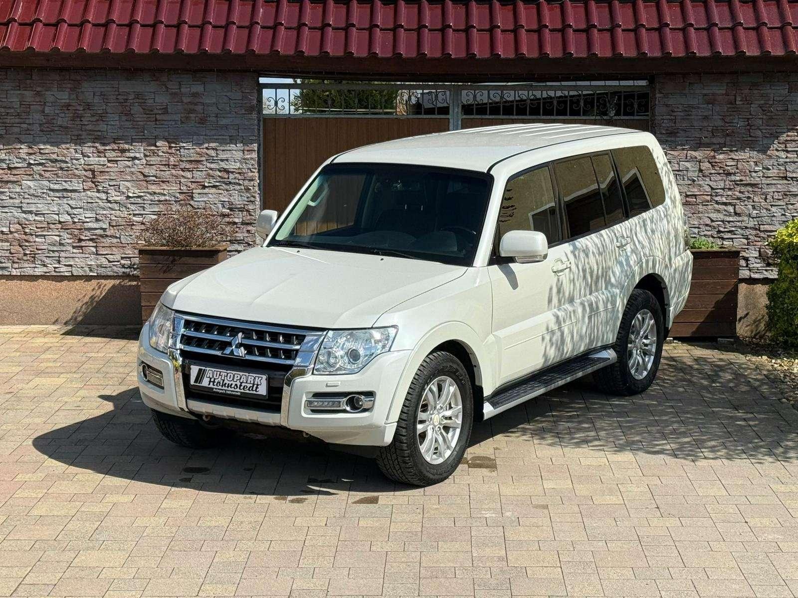 Mitsubishi Pajero 3.2 DI-D Plus (5-trg.)