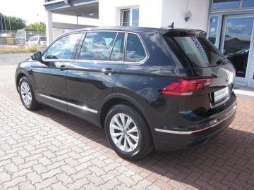 Volkswagen Tiguan - 4