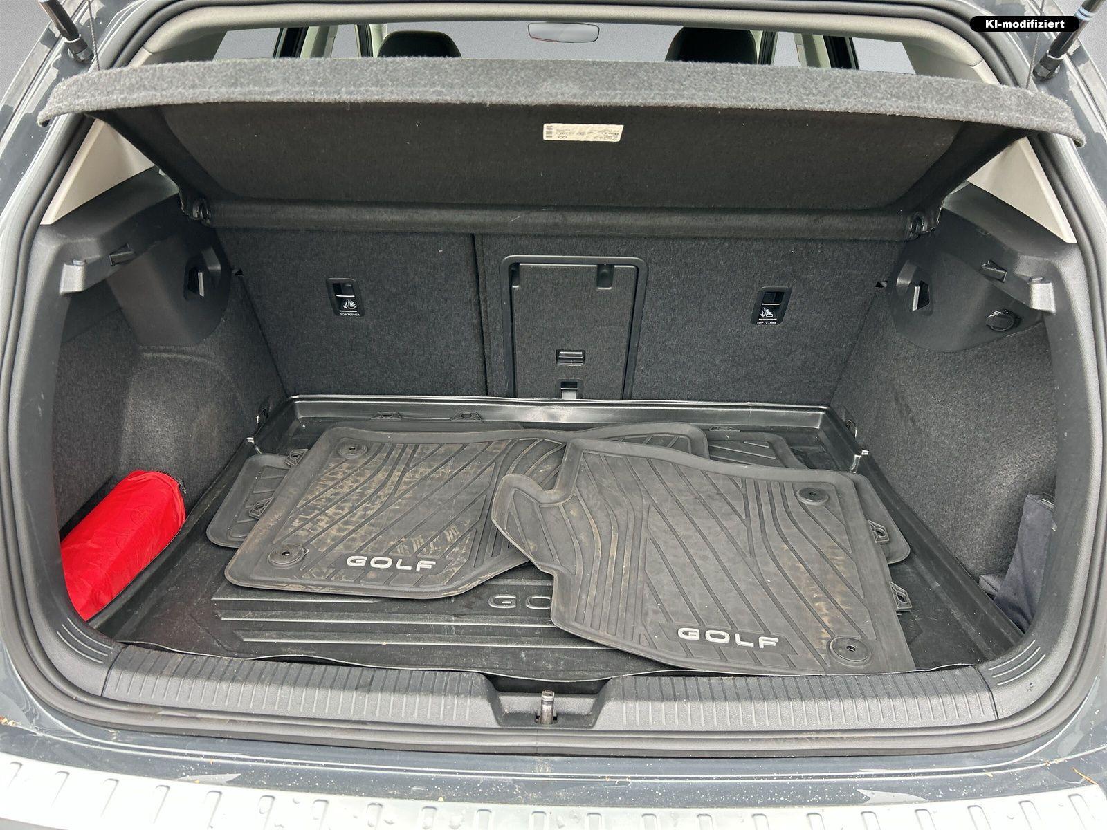Volkswagen Golf VIII 2.0 TDI Active DSG+LED+NAVI+KAMERA+ACC, миниатюра 9