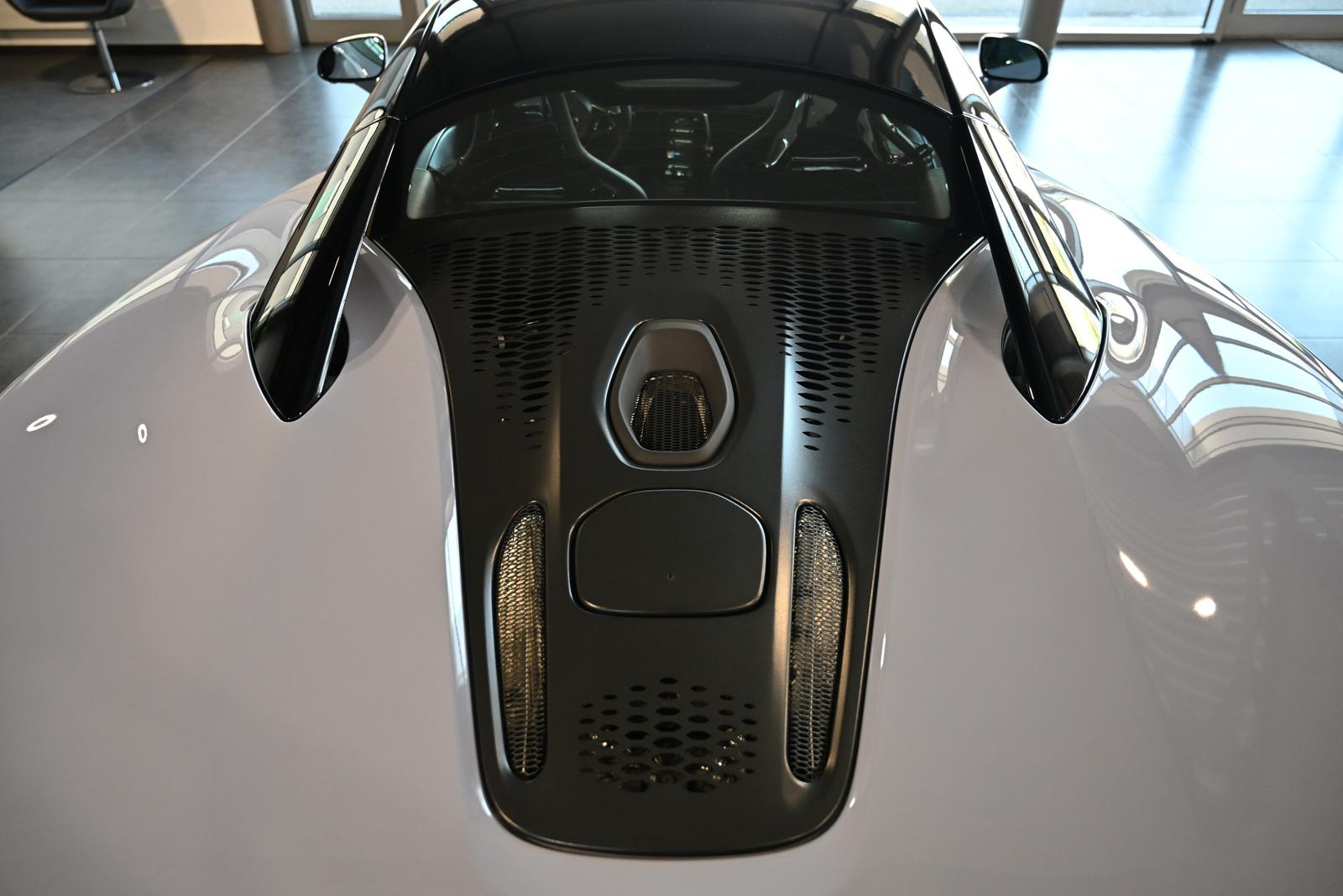 McLaren Artura MSO Ceramic Grey/Tech Lux/Technology Pack