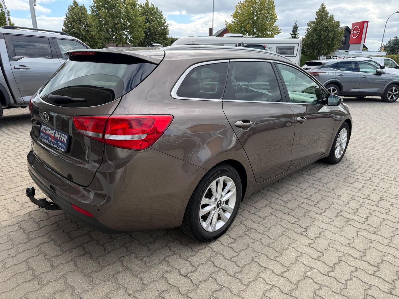 Kia cee'd Sportswagon Cee'd 1.6 Automatik AHK Kamera