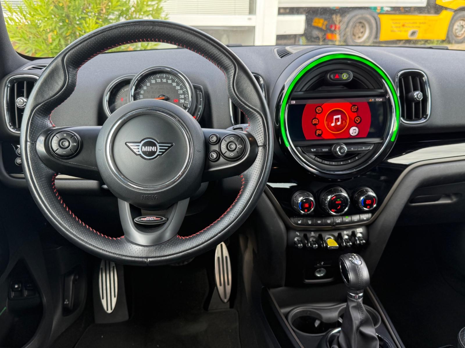MINI Countryman Cooper SE ALL4 JCW*LED*Navi*Panorama*