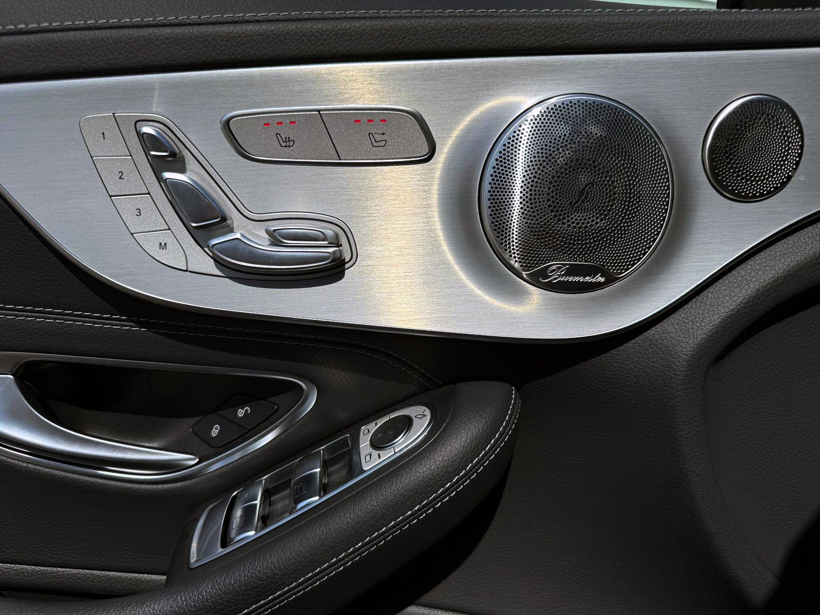 Fahrzeugabbildung Mercedes-Benz C200 Cabrio 4Matic AMG-Line ACC 360° HUD LED SHZ