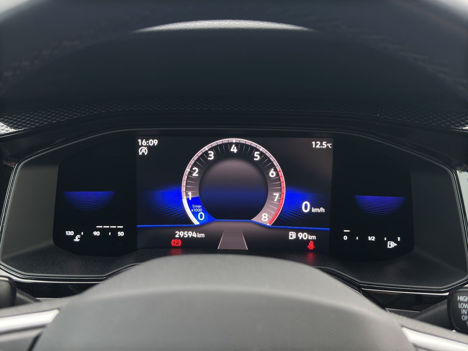 Fahrzeugabbildung Volkswagen Taigo Life TSI LED SH DAB+ PDC