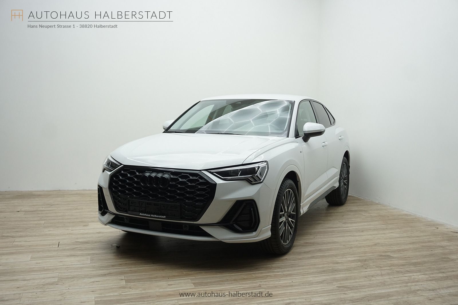 Audi Q3 Sportback 35 TFSI S-line bis 2030 foto 4