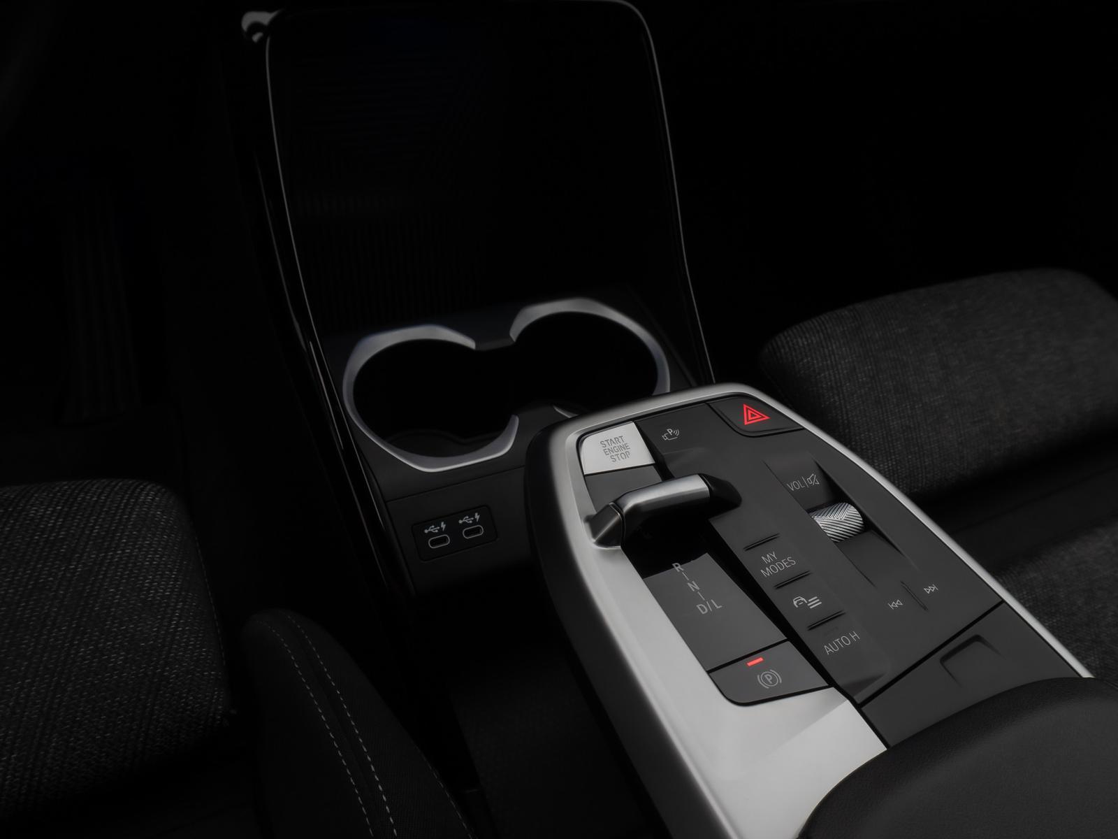 BMW X1 sD18d Kamera DAB Fernlichtassist Sport LED, миниатюра 22