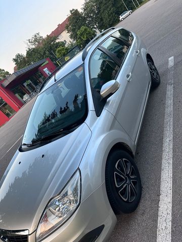 Ford Focus 1.6