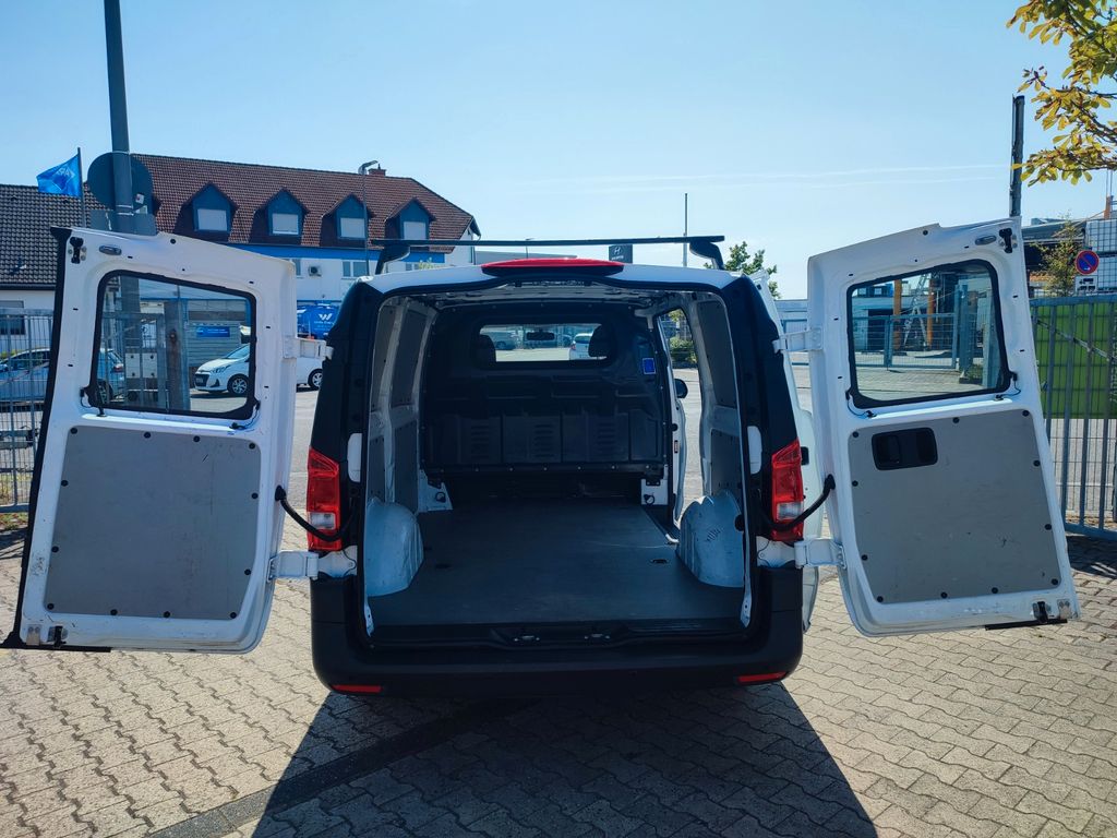 Image of Mercedes-Benz Vito