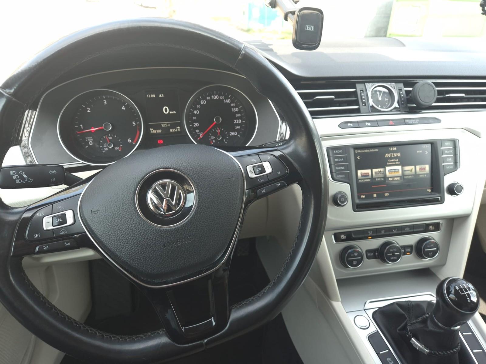 Volkswagen Passat, 2015