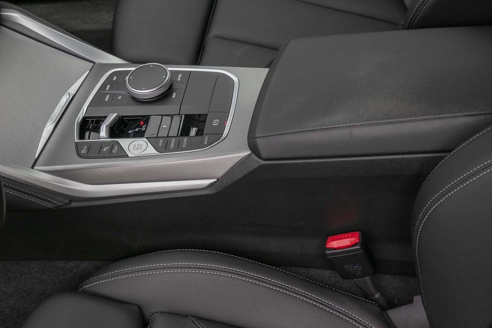 BMW 218 - Bild 9