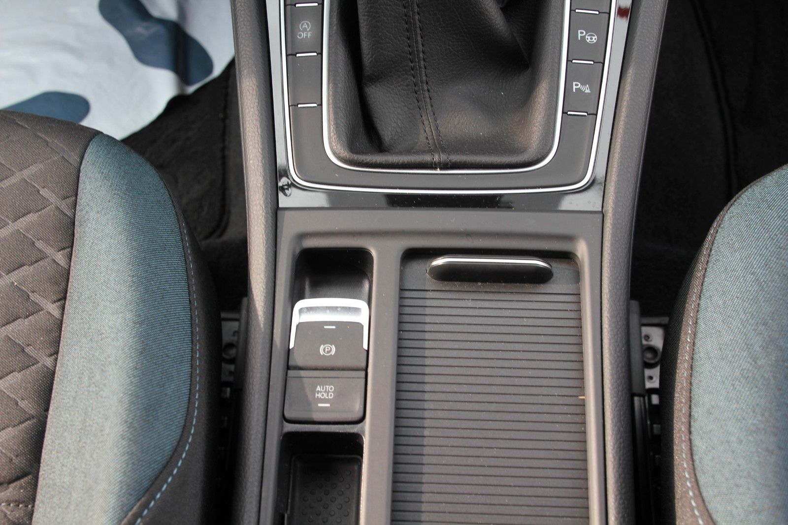 Fahrzeugabbildung Volkswagen Golf VII Lim. IQ.DRIVE BlueMotion