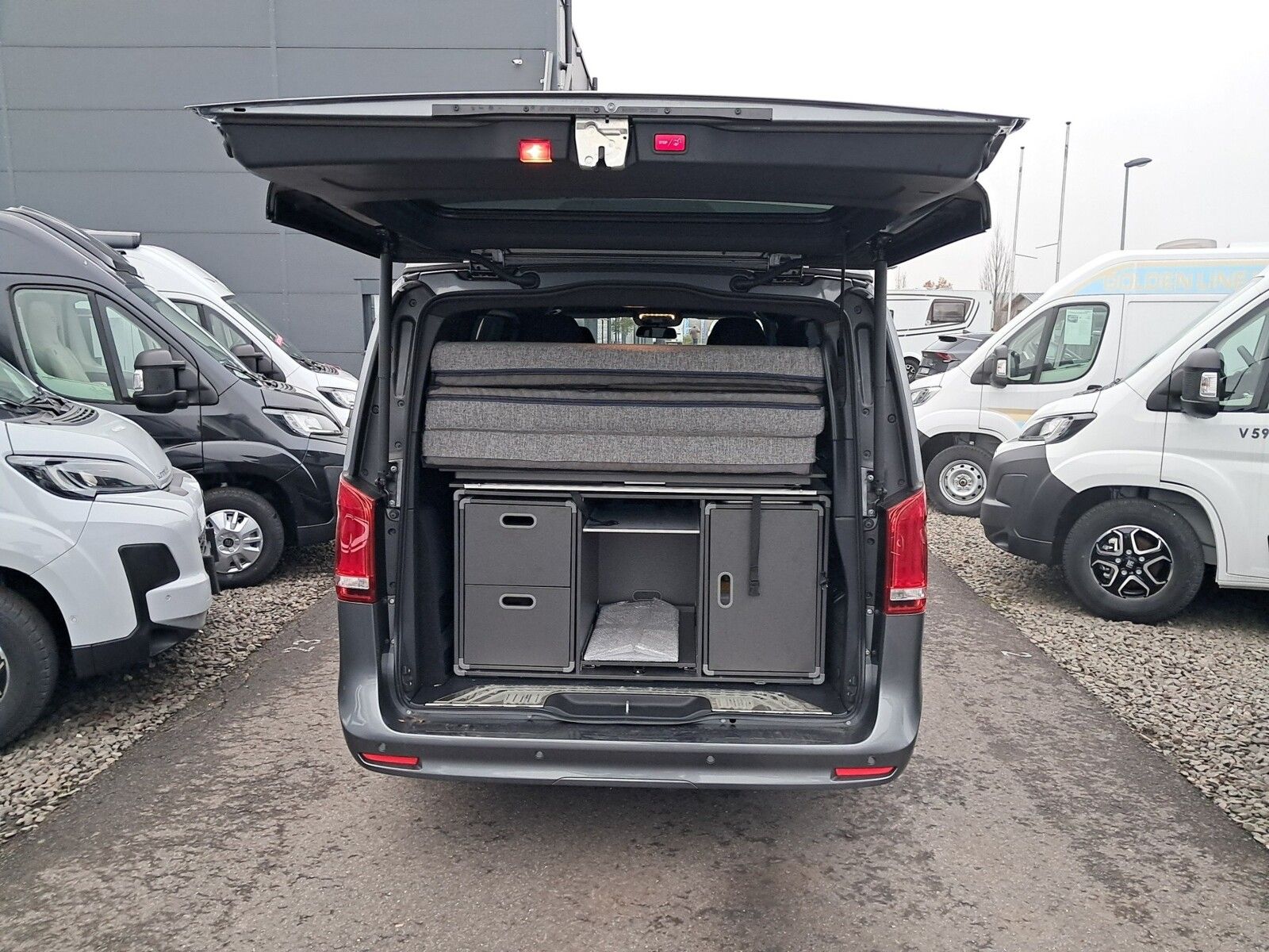 Fahrzeugabbildung Pössl Vanstar 300 d Tageszulassung