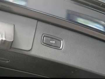 Porsche Cayenne - 12