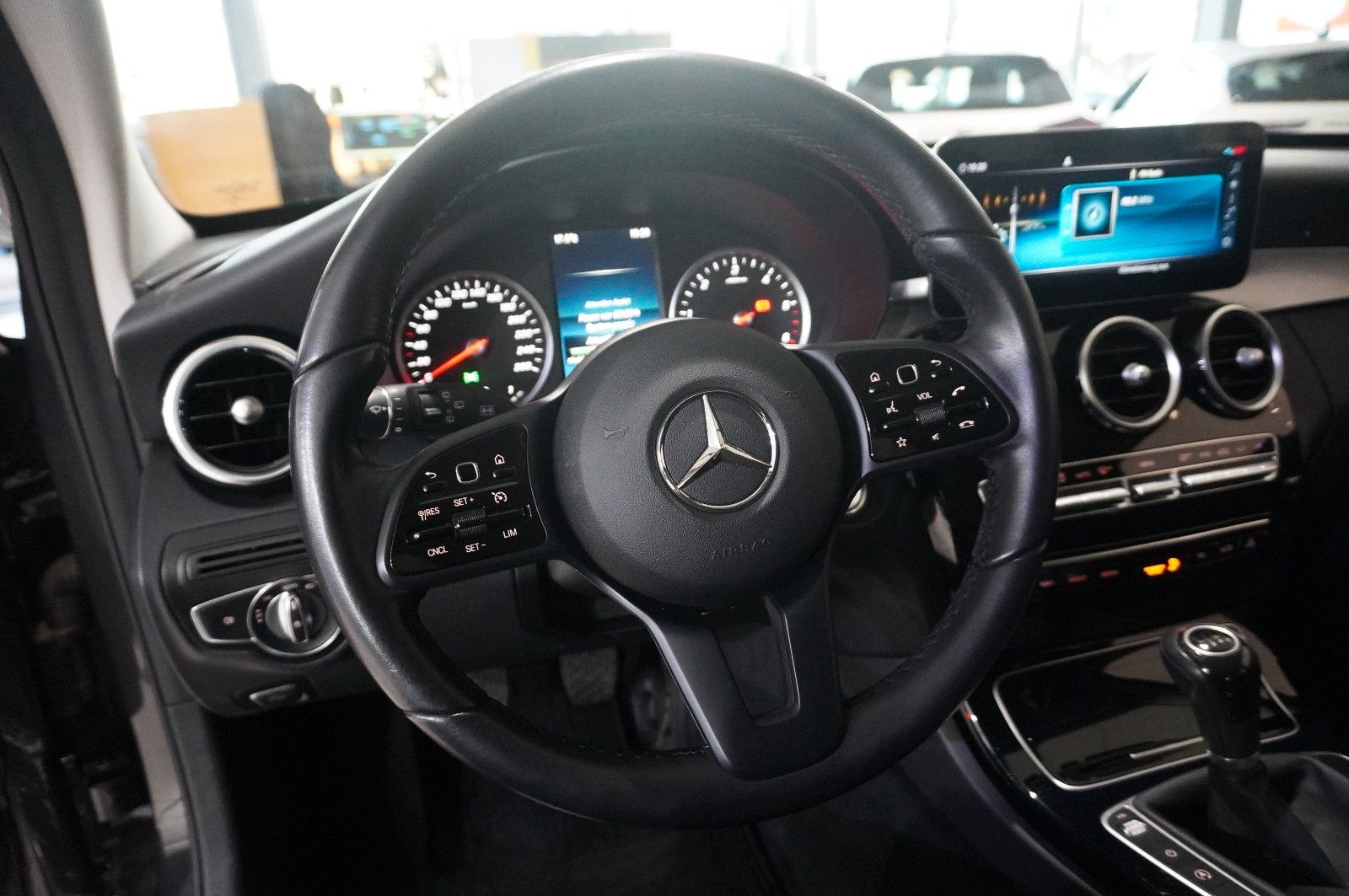 Fahrzeugabbildung Mercedes-Benz C 200D T BUSINESS NAVI/LED/KAMERA/SH/BURMESTER