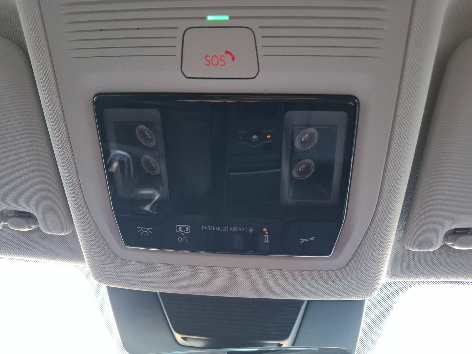 Fahrzeugabbildung Volkswagen Tayron TDI Life DSG 4M LED AHK Navi AID ACC RFK