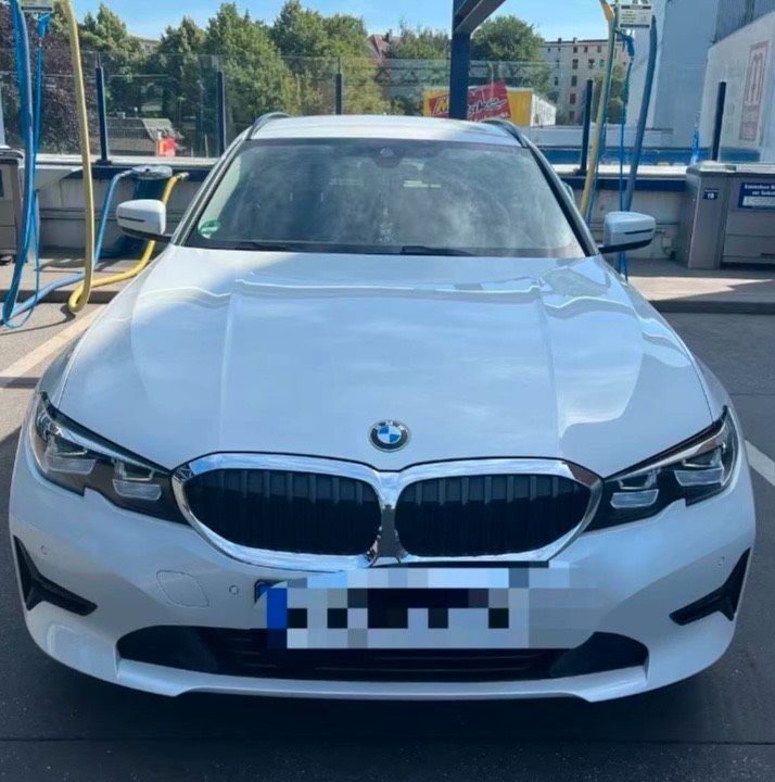 Image of BMW 320