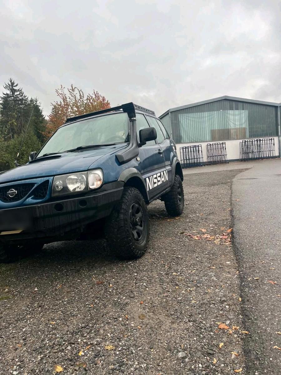 Nissan NV300