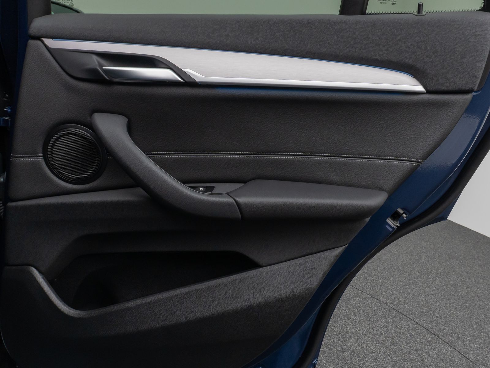 Fahrzeugabbildung BMW X1 xD25e Sport Line Parkassist DAB HiFi Komfort