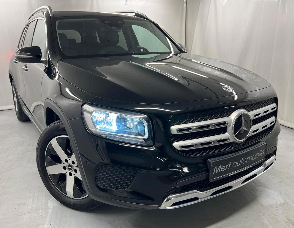 Mercedes-Benz GLB 220
