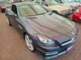 Mercedes-Benz SLK 200 SLK Roadster  Panorama AMG-Line USB - Mercedes-Benz SLK 200 Gebrauchtwagen in Düsseldorf