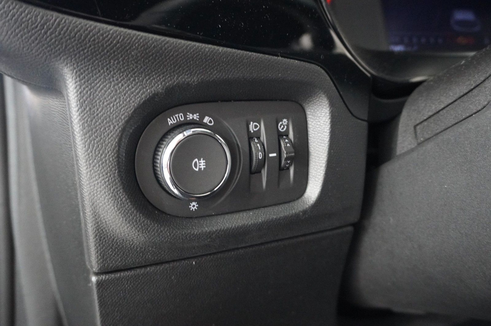 Fahrzeugabbildung Opel Corsa F 1.2T GS SPORT NAVI/LED/KAMERA/SPORT/DAB+