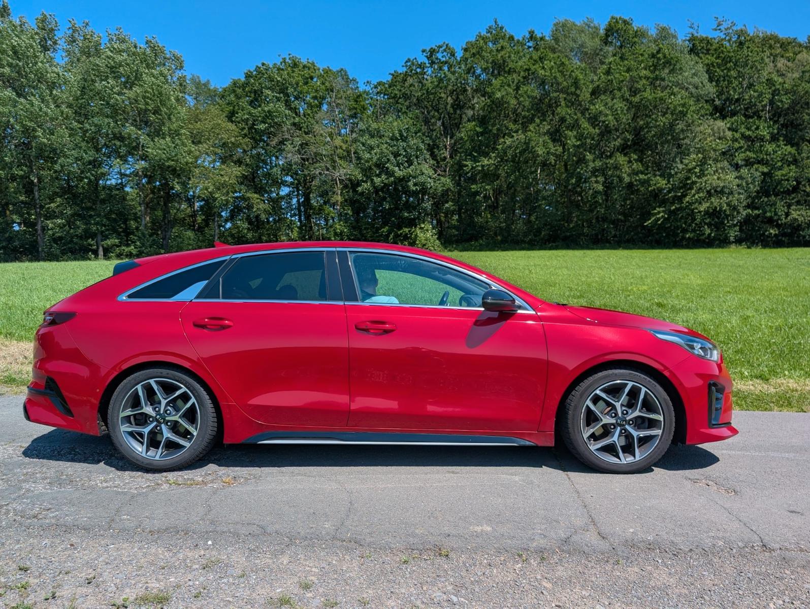Kia KIA ProCeed CRDi 136PS JBL Navi AHK Garantie