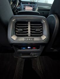 Volkswagen Tiguan - 9