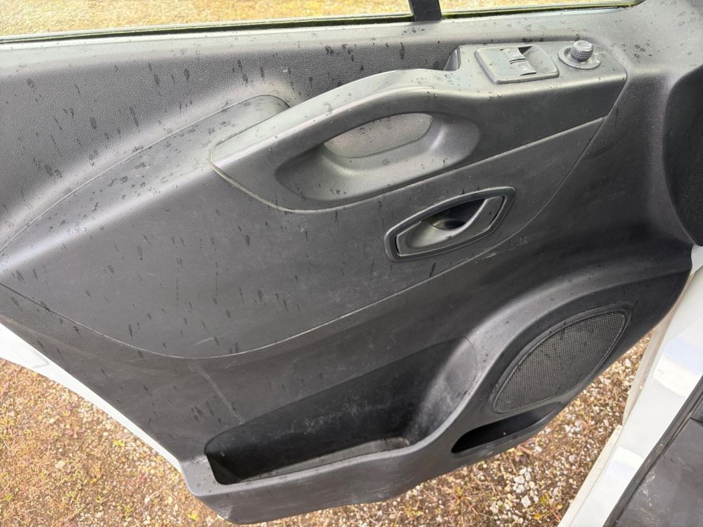RENAULT Trafic ENERGY dCi 145 L1H1 3,0t Komfort RENAULT Trafic ENERGY dCi 145 L1H1 3,0t Komfort