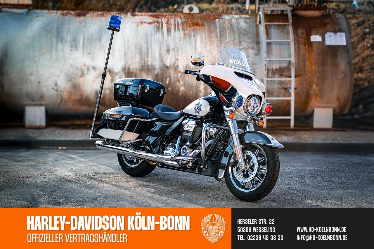 Harley-Davidson FLHTP Electra Glide Police 114 - 1. Hand - TOP!