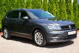 Volkswagen Tiguan 1.5 TSI DSG LED ACC Navi Tempomat PDC USB - : Geländewagen, Us