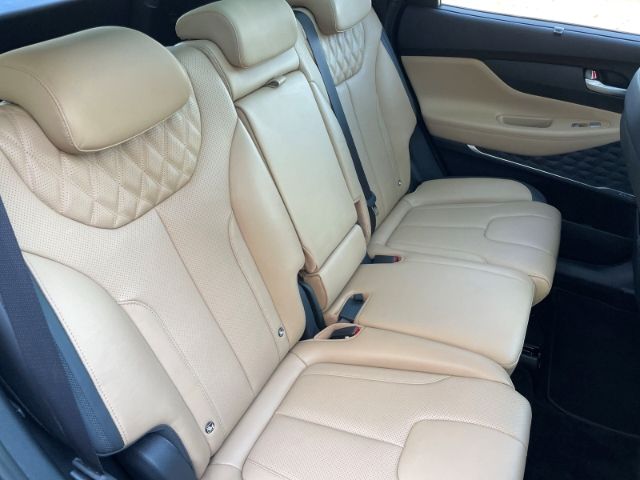 Fahrzeugabbildung Hyundai SANTA FE 2.2 CRDI Signature 4 WD Autom. Panorama