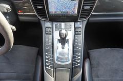 Fahrzeugabbildung Porsche Panamera GTS 4.8 BOSE Alcantara Carbon Kam! TOP!