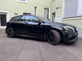 Mercedes-Benz A 45 AMG Mercedes-AMG A 45 4MATIC DCT Merced...