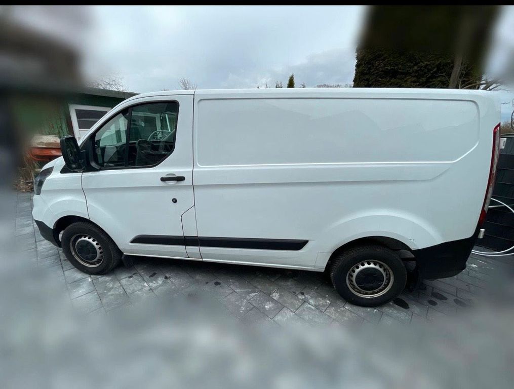 Image of Ford Transit Custom