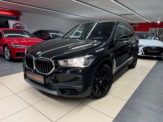 BMW X1 sDrive 18i Automatik Pano Kamera 1.Hd HU/Neu