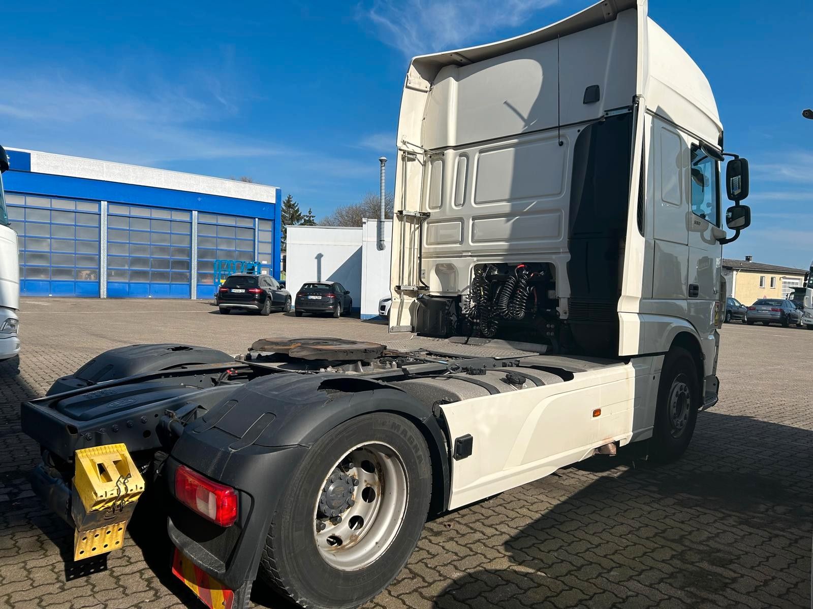 Fahrzeugabbildung DAF XF 530 FT, Intarder, Bj. 2020