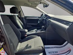 VW Passat 2.0 TDI Business AHK LED Navi Massage. Ap