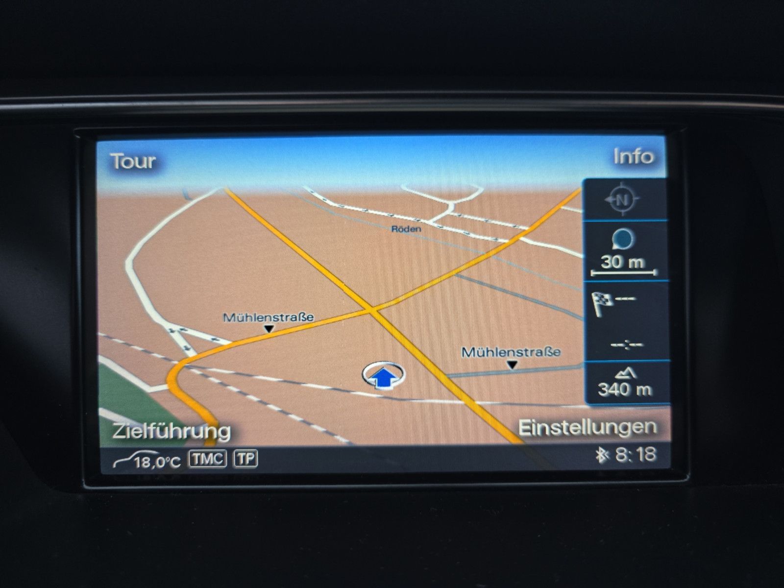 Fahrzeugabbildung Audi A4 Avant Ambiente+AHK+NAVi+TEMPOMAT+Elektr. Heck