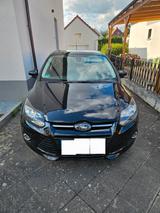 Ford Focus 1,6 Ti-VCT Titanium Titanium - Ford Focus aus 2011: 1.6