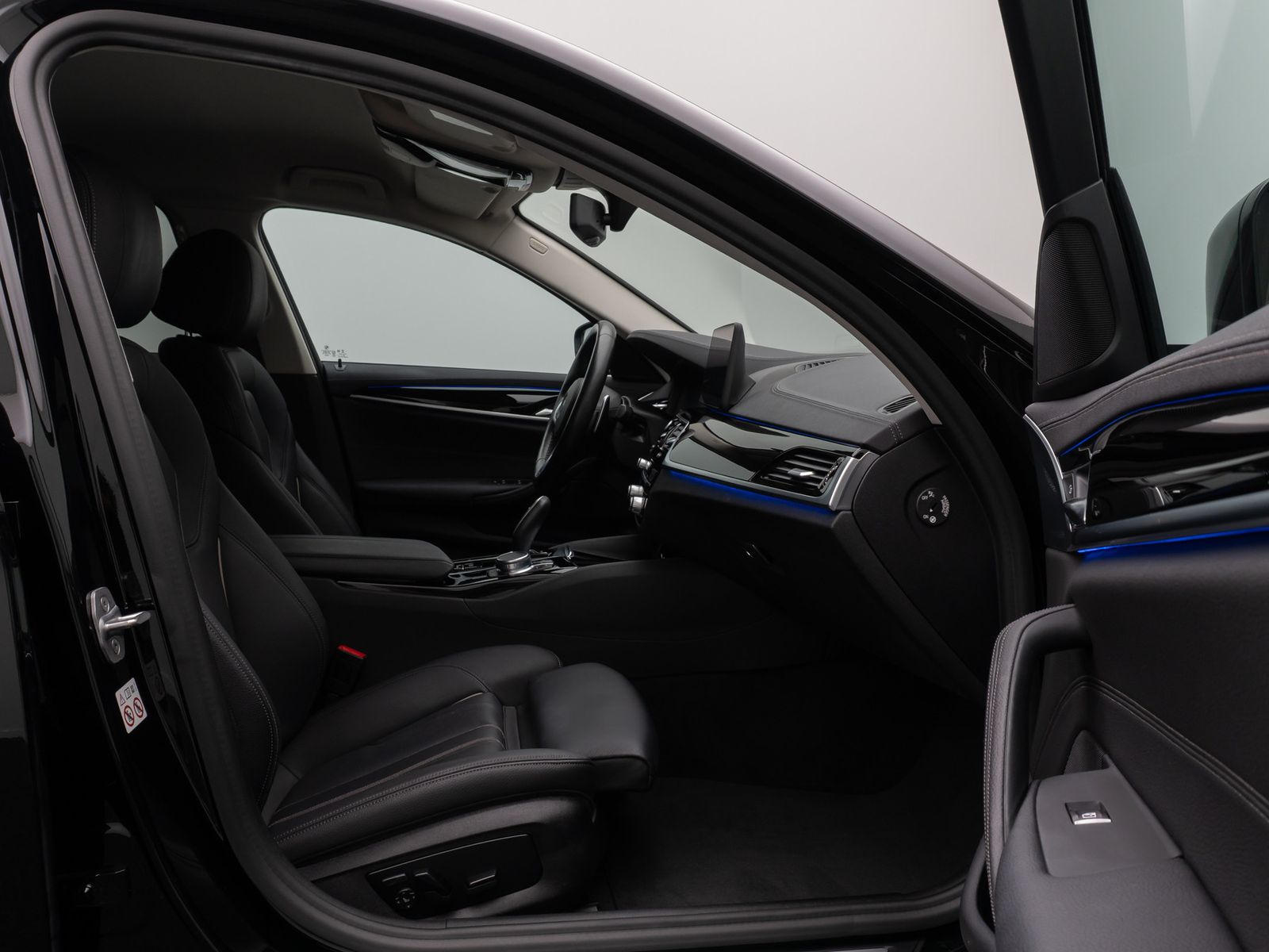 Fahrzeugabbildung BMW 530i xD Luxury Line DAB Kamera HiFi Sportstz 18"