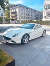 Ferrari California T - neuer Service + Tüv, 2. Hand - Ferrari Gebrauchtwagen in Hamburg