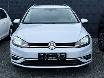 Volkswagen Golf - 4