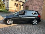 BMW 220D M-Paket Active Tourer HeadUp*SHZ*H/K - BMW 220: Limousine